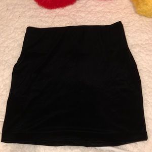 BCBG high waist velvet skirt ❤️